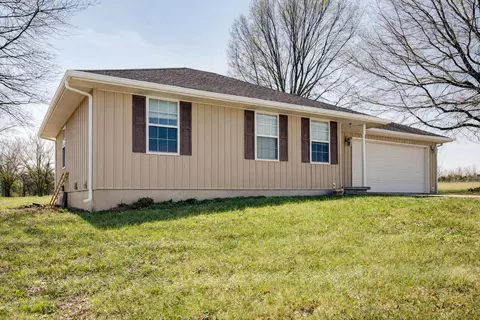 Exterior - 194 Lilly Ln, Clever, MO 65631 photo 1 of 3