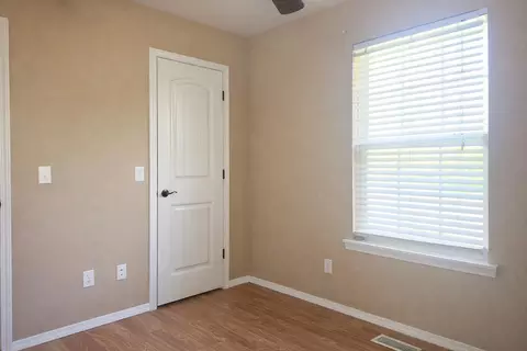 Bedroom - 194 Lilly Ln, Clever, MO 65631 photo 1 of 3