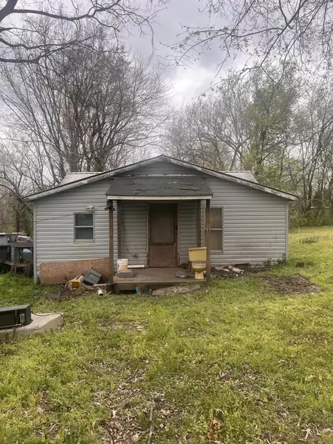 181 Polk St, Thayer, MO 65791