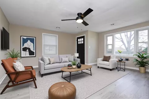 Living - 4982 S Douglas Dr, Republic, MO 65738 photo 4 of 5