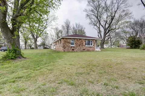 Exterior - 4982 S Douglas Dr, Republic, MO 65738 photo 6 of 12