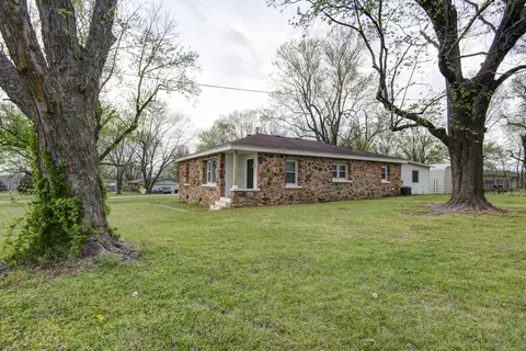 Exterior - 4982 S Douglas Dr, Republic, MO 65738 photo 8 of 12