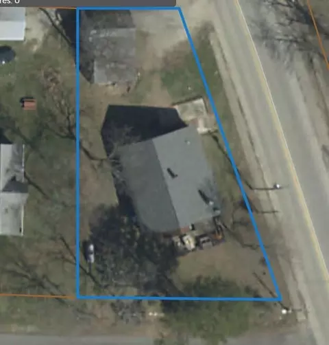 302 W 2nd St, Mountain View, MO 65548