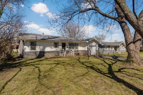 1941 S Sagamont Ave, Springfield, MO 65807