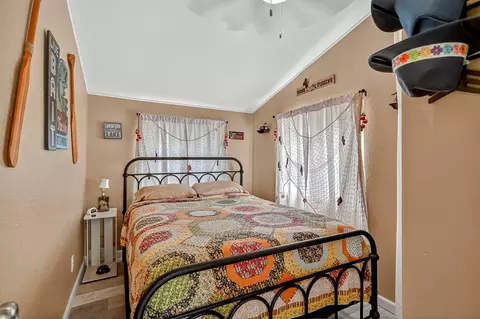 Bedroom - 290 Easy St, Branson, MO 65616 photo 2 of 2
