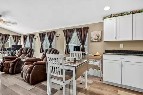 Dining - 290 Easy St, Branson, MO 65616 photo 1 of 1