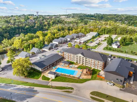 View/Area - 403 Veterans Blvd #307, Branson, MO 65616 photo 3 of 8