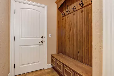 Entry Way - 3852 San Poppi Ct, Ozark, MO 65721 photo 6 of 10
