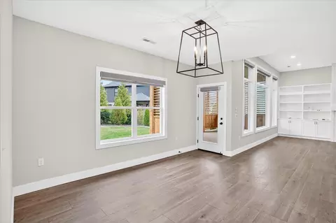 Living - 3805 E Hutcheson Ave, Springfield, MO 65802 photo 6 of 6