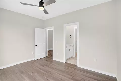 Bedroom - 3805 E Hutcheson Ave, Springfield, MO 65802 photo 5 of 7