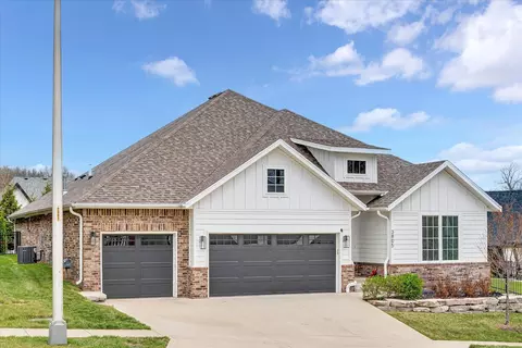 Exterior - 3805 E Hutcheson Ave, Springfield, MO 65802 photo 6 of 6