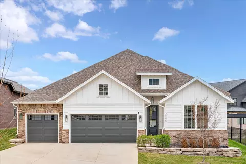 Exterior - 3805 E Hutcheson Ave, Springfield, MO 65802 photo 5 of 6