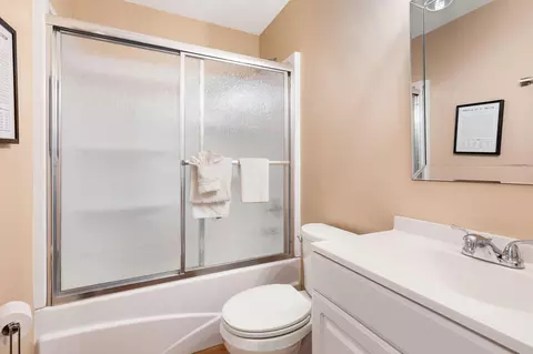 Bath - 429 E Chinquapin Cir #510, Branson, MO 65616 photo 1 of 1