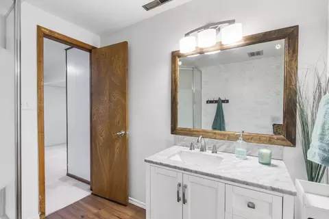 Bath - 3259 W Farm Rd 60, Springfield, MO 65803 photo 5 of 5
