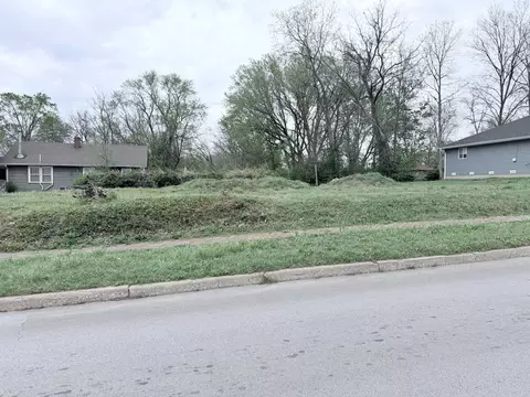 607 E Dale East St, Springfield, MO 65803 photo 2