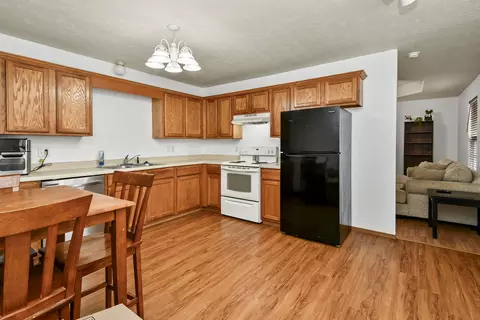 Kitchen - 1306 N Brown Ave, Springfield, MO 65802 photo 2 of 5
