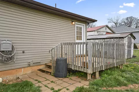 Exterior - 1306 N Brown Ave, Springfield, MO 65802 photo 7 of 8