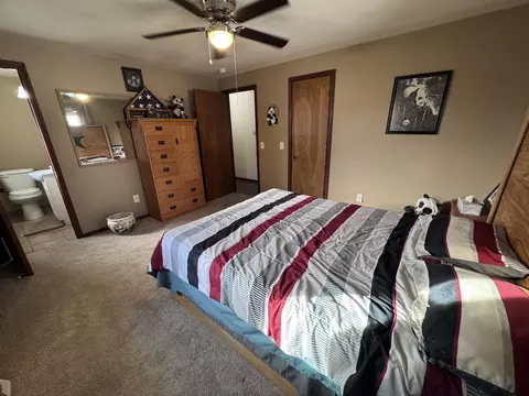 Bedroom - 207 E Meadow Ave, Crane, MO 65633 photo 1 of 3