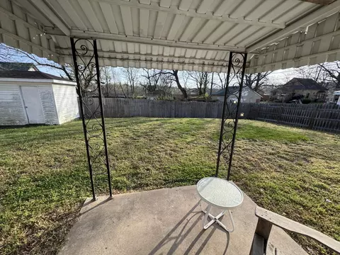 Exterior - 207 E Meadow Ave, Crane, MO 65633 photo 11 of 17