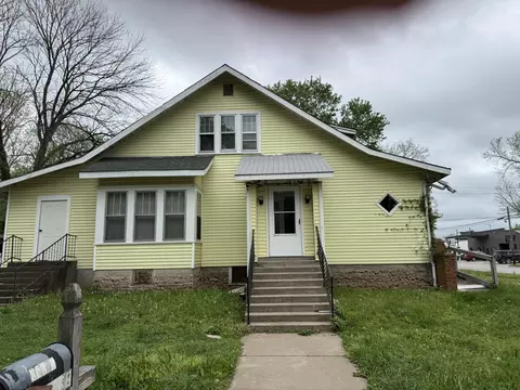 209 W Rose Ave, Crane, MO 65633 photo 2