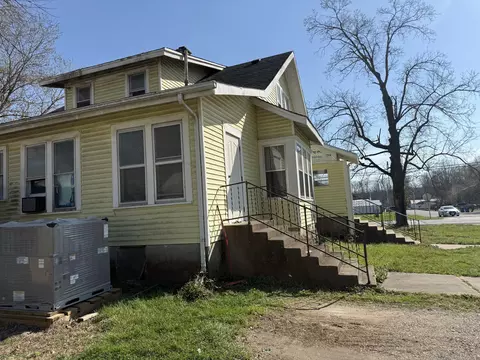 209 W Rose Ave, Crane, MO 65633 photo 3