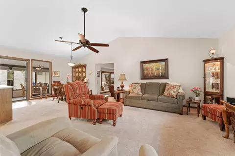 Living - 28867 Fox Fire Ln, Shell Knob, MO 65747 photo 2 of 5
