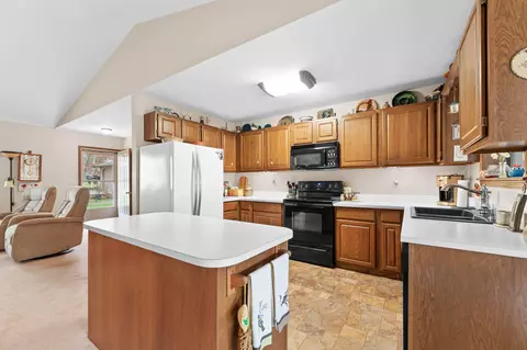 Kitchen - 28867 Fox Fire Ln, Shell Knob, MO 65747 photo 1 of 2