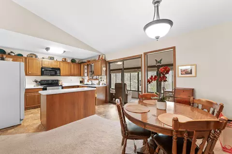 Dining - 28867 Fox Fire Ln, Shell Knob, MO 65747 photo 1 of 1