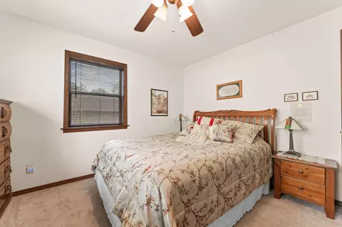 Bedroom - 28867 Fox Fire Ln, Shell Knob, MO 65747 photo 3 of 4