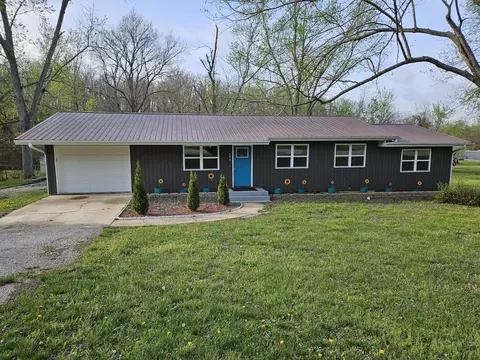 309 Southview Ave, Ava, MO 65608