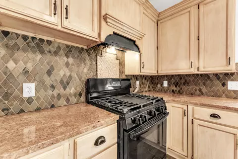 Kitchen - 2205 N Prospect Ave, Springfield, MO 65803 photo 3 of 3