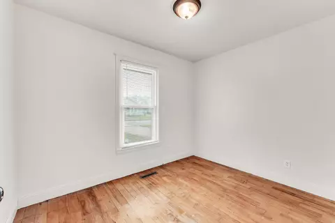 Bedroom - 2205 N Prospect Ave, Springfield, MO 65803 photo 2 of 5