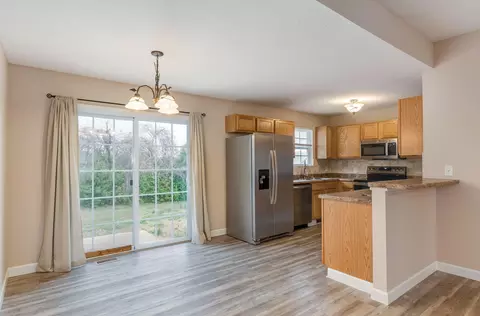 2541 W Brook Ridge St, Springfield, MO 65803 photo 9