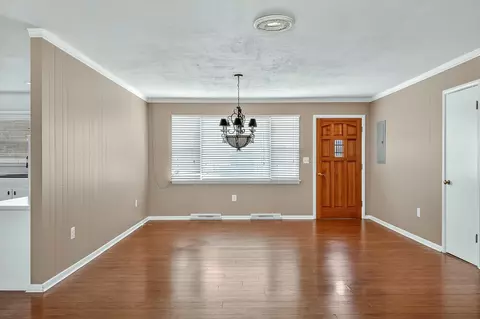 Living - 157 Spring St, Forsyth, MO 65653 photo 1 of 7