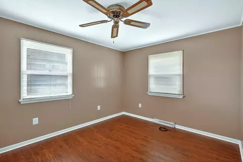 Bedroom - 157 Spring St, Forsyth, MO 65653 photo 1 of 3