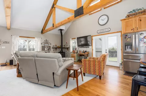 Living - 16032 Farm Road 1212, Aurora, MO 65605 photo 1 of 2