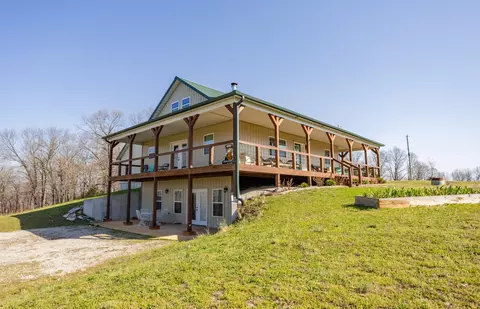 Exterior - 16032 Farm Road 1212, Aurora, MO 65605 photo 6 of 18
