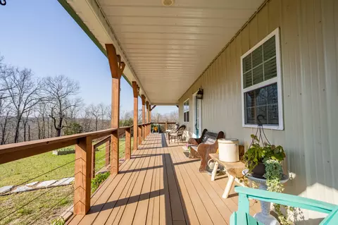 Exterior - 16032 Farm Road 1212, Aurora, MO 65605 photo 8 of 18