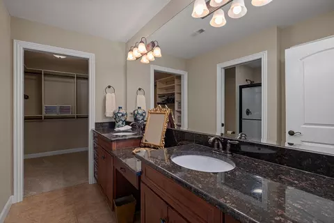 Bath - 3810 E Cherry St #102, Springfield, MO 65809 photo 1 of 4