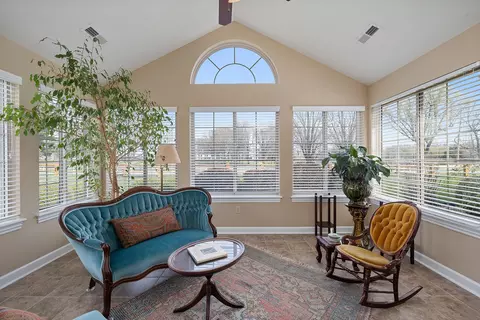 Other - 3810 E Cherry St #102, Springfield, MO 65809 photo 7 of 10