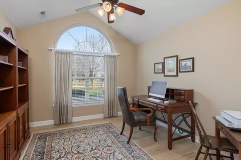 Other - 3810 E Cherry St #102, Springfield, MO 65809 photo 8 of 10