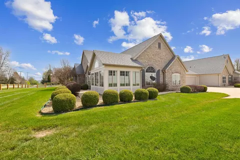 Exterior - 3810 E Cherry St #102, Springfield, MO 65809 photo 3 of 7
