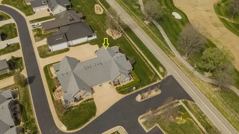 View/Area - 3810 E Cherry St #102, Springfield, MO 65809 photo 5 of 15