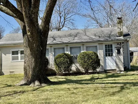 1711 N Oak Grove Ave, Springfield, MO 65803