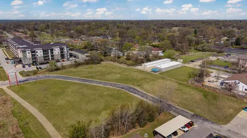 525 W Sunset St, Springfield, MO 65807 photo 8