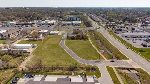 525 W Sunset St, Springfield, MO 65807 photo 5