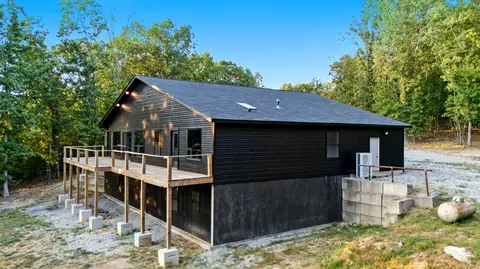 Exterior - 1201 County Road 555b, Tecumseh, MO 65760 photo 8 of 10