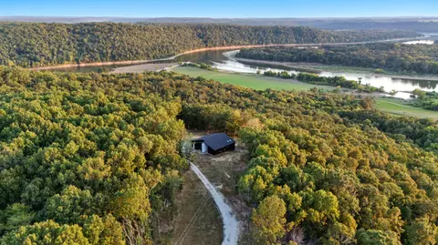 View/Area - 1201 County Road 555b, Tecumseh, MO 65760 photo 4 of 5
