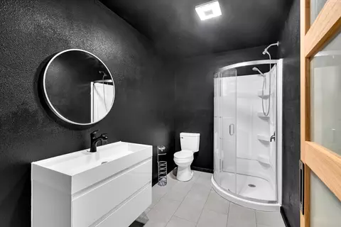 Bath - 1201 County Road 555b, Tecumseh, MO 65760 photo 3 of 4