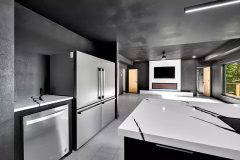 Kitchen - 1201 County Road 555b, Tecumseh, MO 65760 photo 3 of 7